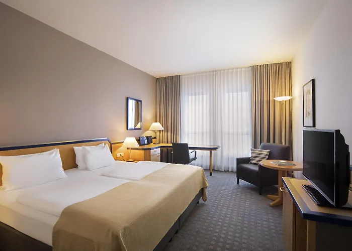 Hi International Hotel