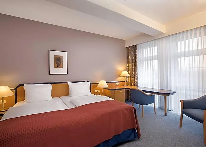 Hi International Hotel